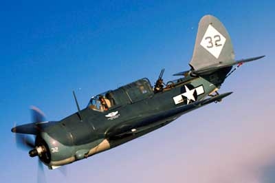 Curtiss-SB2C-Helldiver-WWII-Dive